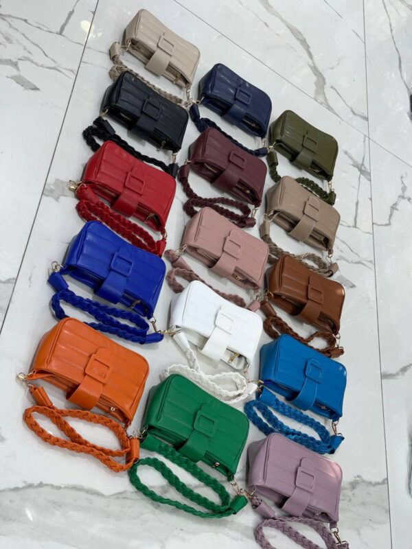 Woman bags & purse pallets - Image 4