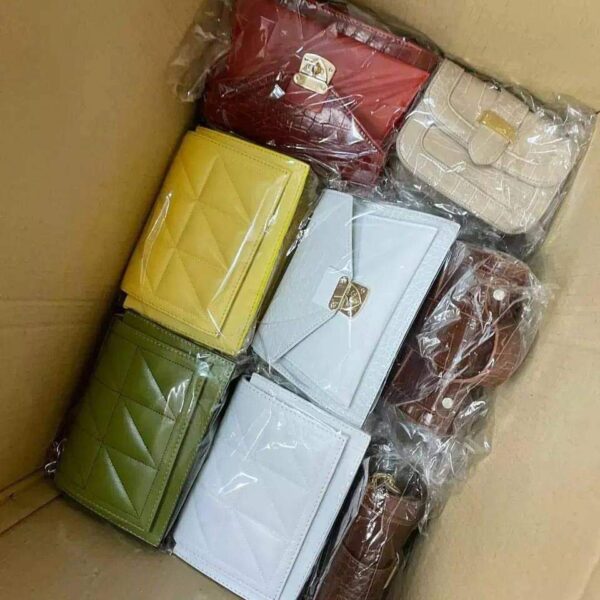 Woman bags & purse pallets - Image 15